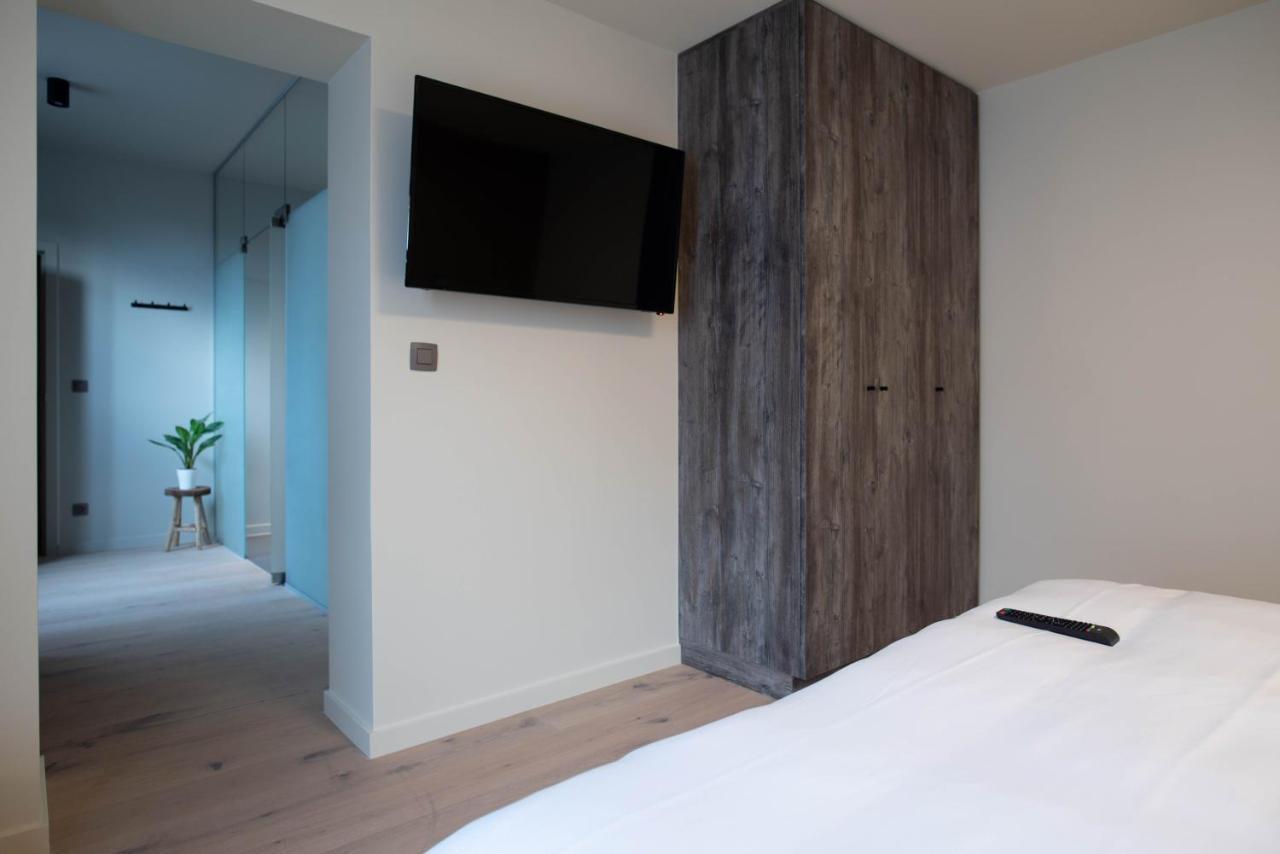 'T Ponton Bed & Breakfast Nieuwpoort Exterior photo