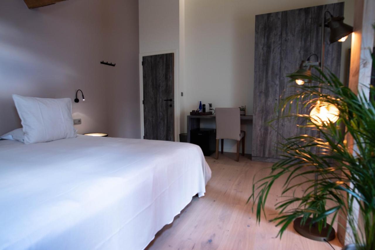 'T Ponton Bed & Breakfast Nieuwpoort Exterior photo