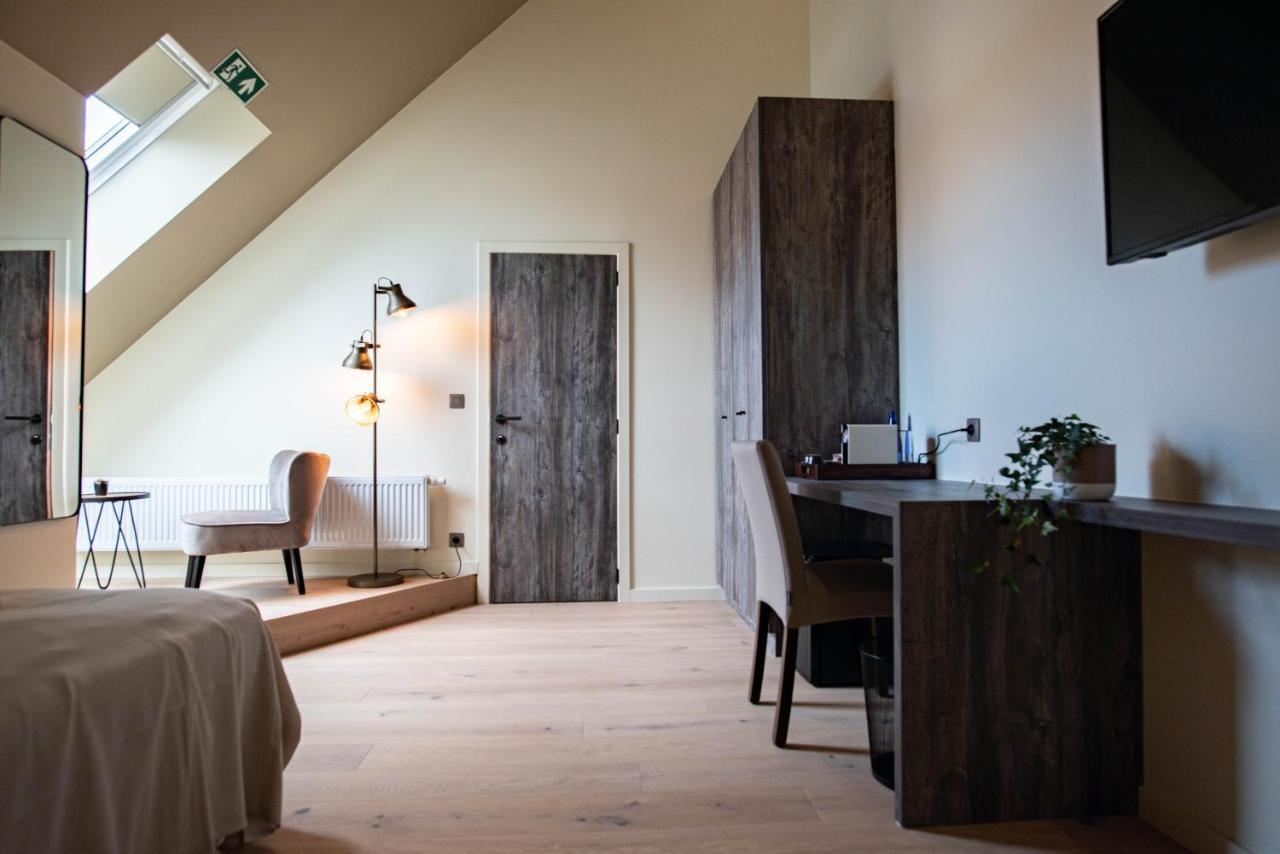 'T Ponton Bed & Breakfast Nieuwpoort Exterior photo