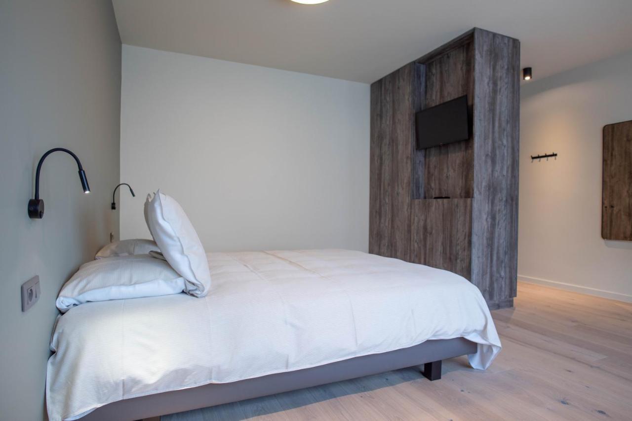 'T Ponton Bed & Breakfast Nieuwpoort Exterior photo